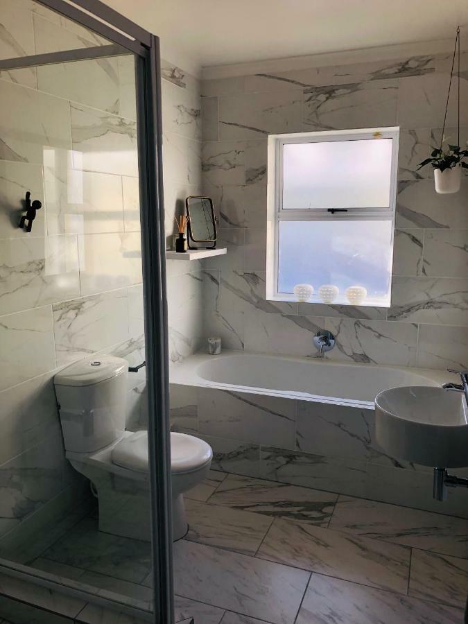 Whale Bay Villa Fish Hoek Eksteriør billede
